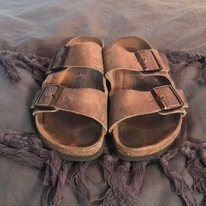 Birkenstock Arizona Sandal in size 37.